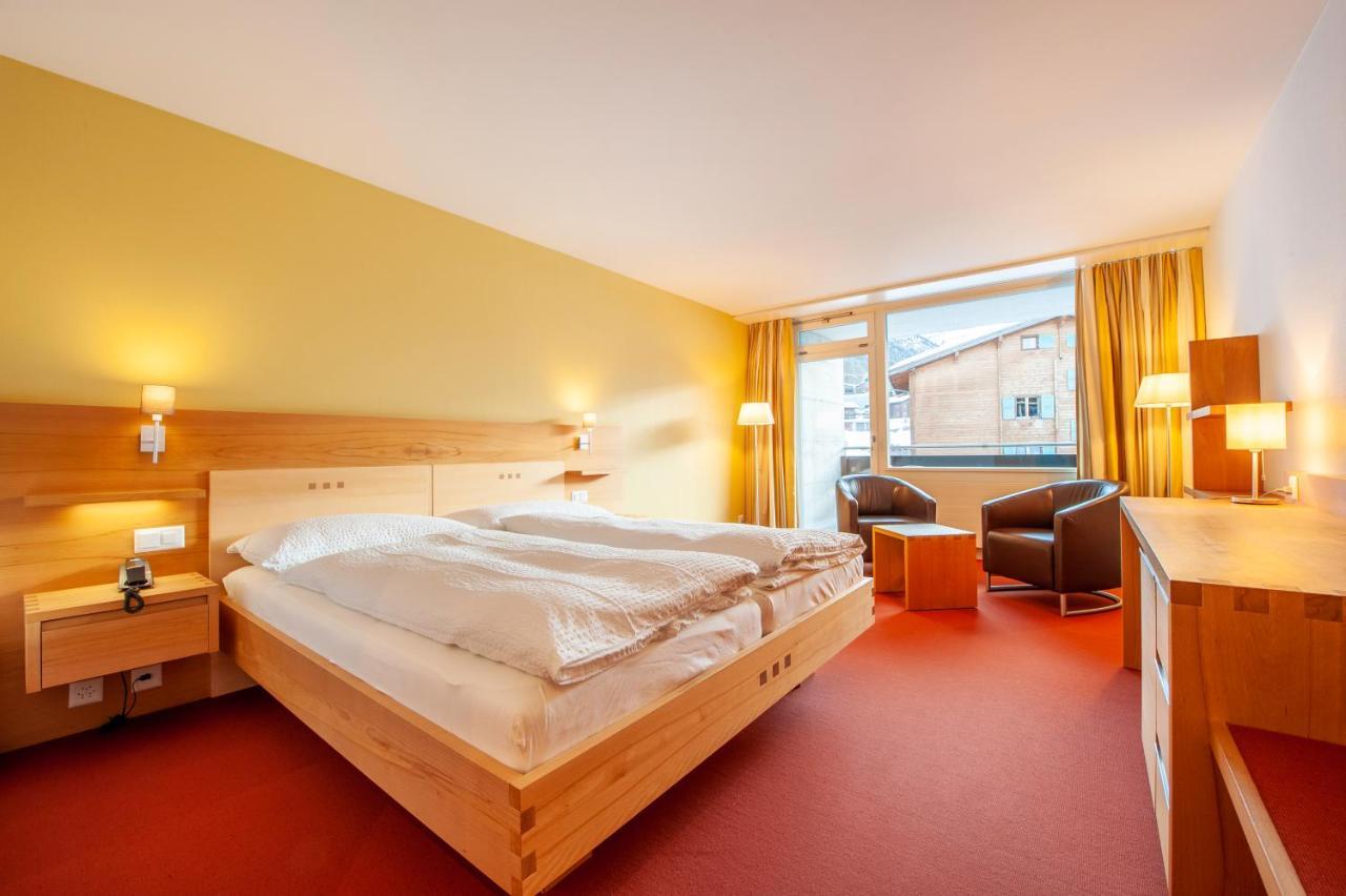 Hotel Gaedi Grachen Luaran gambar