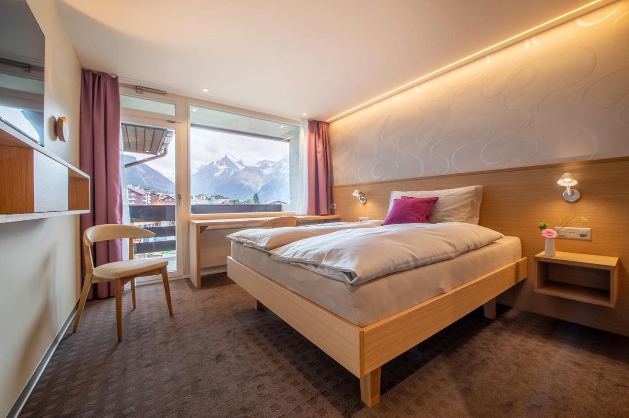 Hotel Gaedi Grachen Luaran gambar