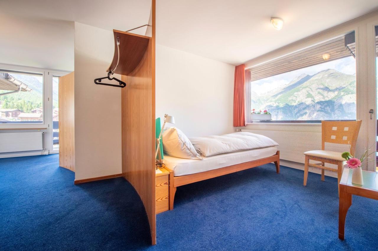 Hotel Gaedi Grachen Luaran gambar