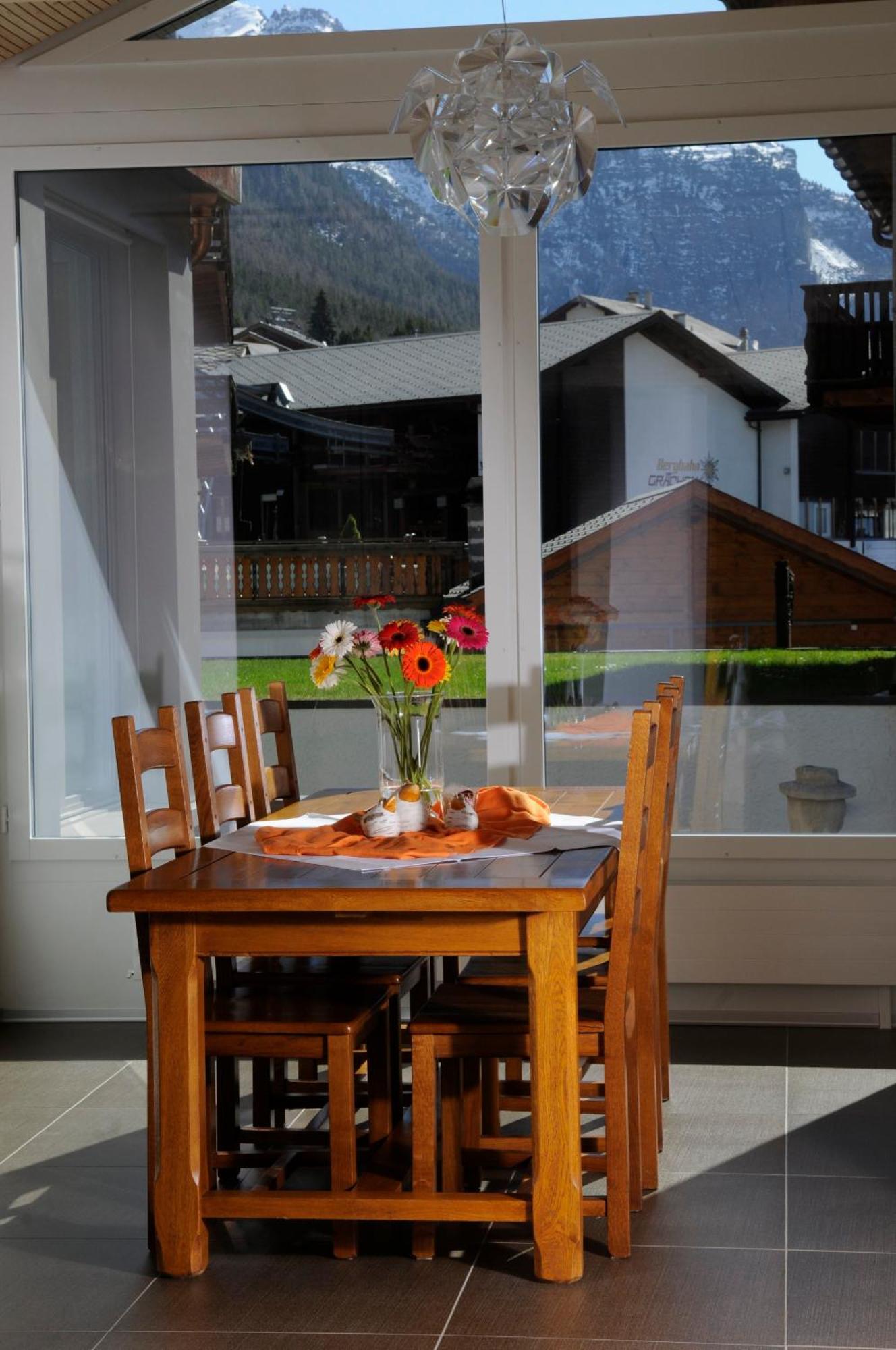 Hotel Gaedi Grachen Luaran gambar